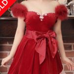 Japanese Gyaru Red Velvet Flower Petals Faux Fur Sleeved Valentines Mini Dress Photo 3