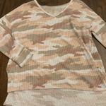 American Eagle American‎ Eagle Top Pink Camo Women’s Small Long Sleeve Shirt Camouflage Photo 0