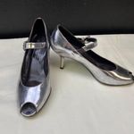 Donald J Pliner Women's Leather Silver \Pumps/Shoes/Heel 2.75" Size 6 SKU 5699 Photo 4