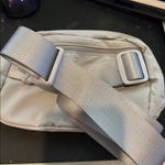 Halara  Gray Waist Bag Photo 3