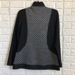 Chico's Chico’s Zenergy‎ houndstooth zip up athletic material jacket Photo 2