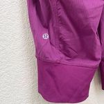 Lululemon Athletica In Flux Crop Pant in Regal Plum Size 4 Photo 9