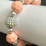 Women’s vintage pink/silver chunky beaded bracelet‎ one size stretches Pink Photo 0