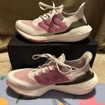 Adidas Mauve Ultraboost 21 Sneakers Photo 2
