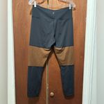 Zyia Light & Tight Mocha High-Rise LNT 7/8 Legging Photo 5