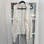 Free People White Distressed Linen Eyelet Crochet Sleeveless Lace Vest Size M Photo 3