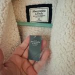 Abercrombie & Fitch Buffalo Plaid Sherpa Lined Jacket - Sz XS - NWT Photo 3