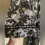 🌸Gillian & O’Malley White Black Floral Satin Belted Kimono Short Bath Robe Size undefined Photo 3