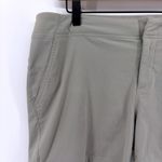 Columbia  Women's Outdoor Shorts Khaki Beige Utility Pockets Omni-Shield Size 14 Photo 2