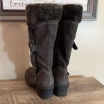 Baretraps  Cathy Suede Leather Boots Women’s Size 10 Faux Fur Buckle Details Photo 5