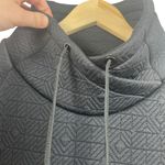 Athleta NWOT  Women’s Elevation Jacquard Quilted Pullover in Black Size XS Photo 12