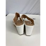 Adrienne Vittadini  Chee Platform Wedge Thong Sandal in white Size 7 Photo 4