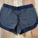 Athleta  Linen Striped Shorts Navy Size 6 Athleisure Pockets Womens Photo 0