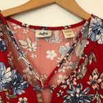 Buckle DAYTRIP Floral Strappy Top Red Blue White Short Sleeve Cutout Tee Small Photo 4
