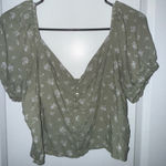 Hollister  Top Photo 0