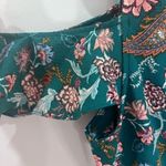Xhilaration Green and pink paisley floral cold shoulders dress size small Photo 5