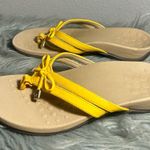 Vionic  Women's Rest Bella X Flip Flop Yellow Sandals Sz 5 Photo 3