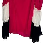 Coco Bianco  Cold Shoulder Top Photo 4