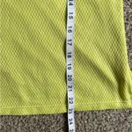 Saucony 🦋  Neon Yellow Green Lighweight Hooded Long Sleeve Athletic Top Medium Photo 6