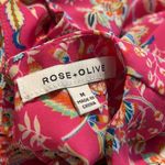 Rose + Olive medium women blouse boutique pink floral print blouse keyhole back Photo 7