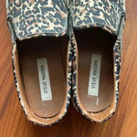 Steve Madden  Symba Leopard Slip on Size  9 Photo 4