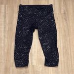 Lululemon  Run: Top Speed Crop
*Full-On Luxtreme
Star Crushed Coal Black Photo 4