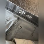 Levi's Denizen from Levi Jogger Jeans - Size 3 -W26 Photo 1