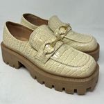 Urban Outfitters Boca Croc embossed lug loafers cream Patent Platform Y2K US 9M Photo 0