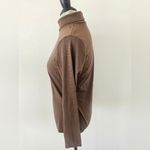 Uniqlo  Supima Cotton Brown Turtleneck Top Size L Photo 1