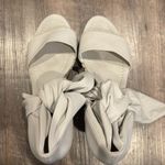 Donald J Pliner fabric ankle tie platform wedge Size 9 Photo 4