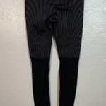 Alo Yoga Women M Black Gray Motion Arches Goddess Legging Mesh Panel Athletic Photo 4