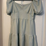 Light green dress Photo 0