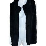 Koolaburra by Ugg Brushed Back Sherpa Cozy Vest Dark Night Black Large NWOT Photo 1