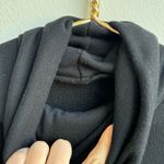 Alo Yoga ALO Womens Clarify Turtleneck Sweatshirt Black Size XS, Small? logo Back Travel Photo 5