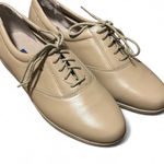 Easy Spirit  Women's Cream Oxford Flats Photo 0