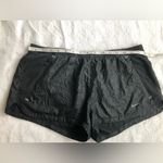 Nike  2.5” Luxe Textured Women’s Shorts Black 589083 Soccer Sz M. Photo 8