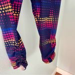 Brooks Greenlight Capri Tights Leggings in Sunset Maze size small Photo 3