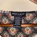 About A Girl Los Angeles floral tunic with crocheted neckline - size lar… Photo 2