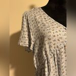 Urban Romantics EUC  Light Blue Floral V-Neck Babydoll Blouse size large Photo 1