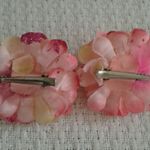 Small Flower Hair Clips Photo 1