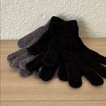 Juicy Couture Black and Gray Knit Women Gloves Photo 2