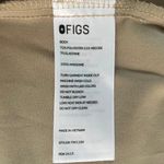 FIGS Casma FIONx Three Pocket Sandstone Short Sleeve Scrub Top Photo 4