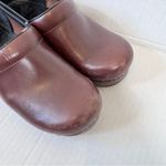 Dansko  Brown Leather Platform Clogs Womens 8 Comfort Nursing Shoes Slip On Photo 1