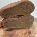 Comofortiva Gala Crisscross Slides Metallic Suede Leather Memory Foam Size 7W Tan Photo 4