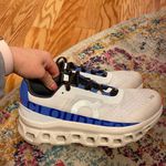 On Clouds Size 7 Photo 2