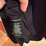 Who What Wear Black Sleeveless Women's Top Size Large Photo 3