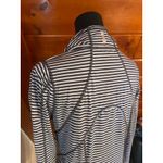 Zella  Blue and White Striped Women's Long Sleeve Athletic Top sz M Photo 2
