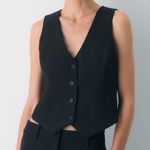 Babaton Black Sleeveless Vest Photo 1