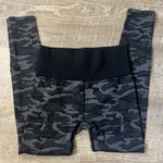 SoulCycle Soul by  Black & Grey Camo Seamless Leggings Size Small Photo 1