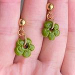 Handmade artisan chunky mini flower glass beads dangle earrings💚 Photo 5